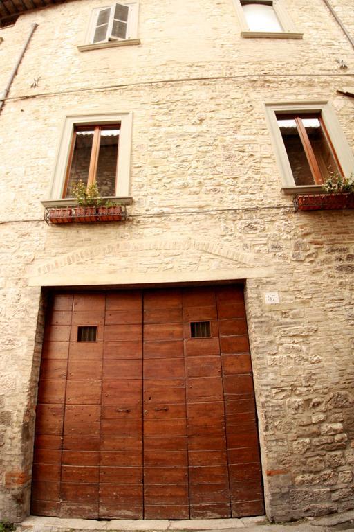 Apartamento Vescovado 7 Gubbio Exterior foto